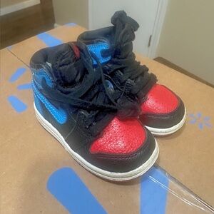 Jordan 1 Retro High OG.. “NC to Chi”.. sz. 5C